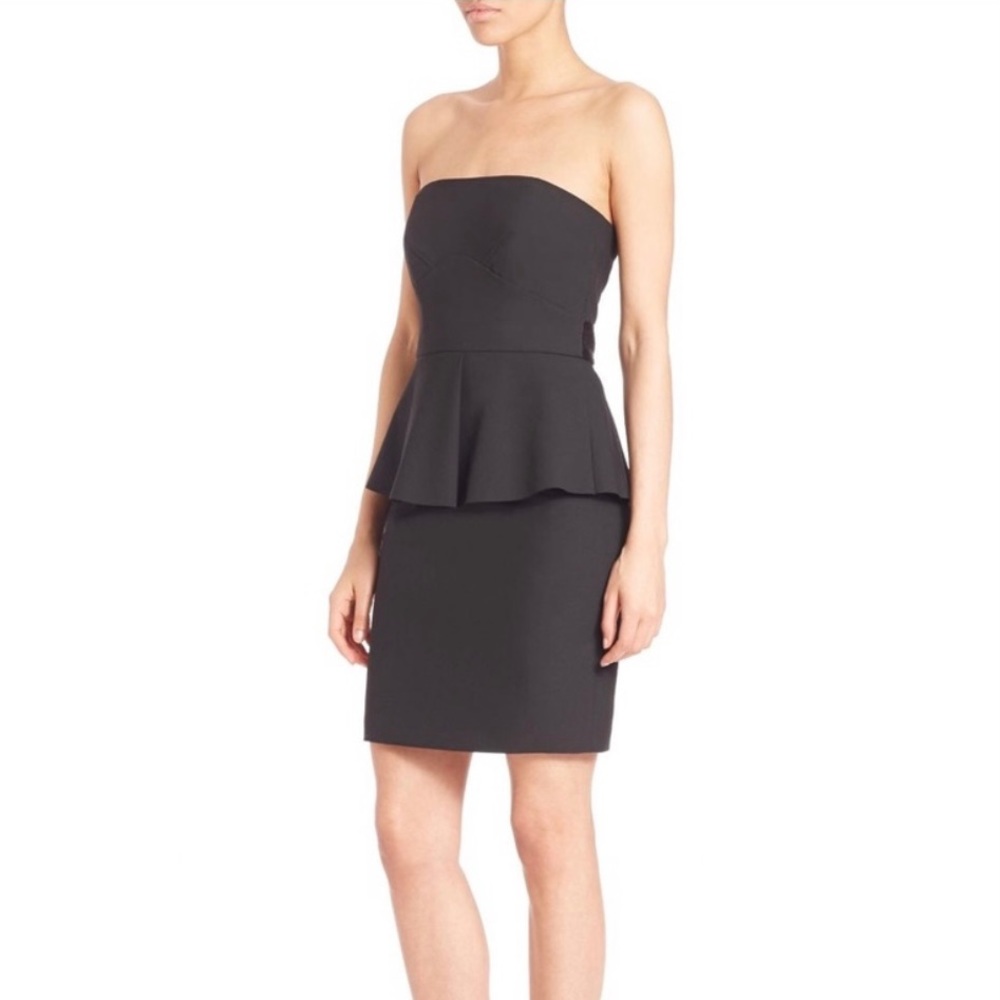 Elizabeth and James top